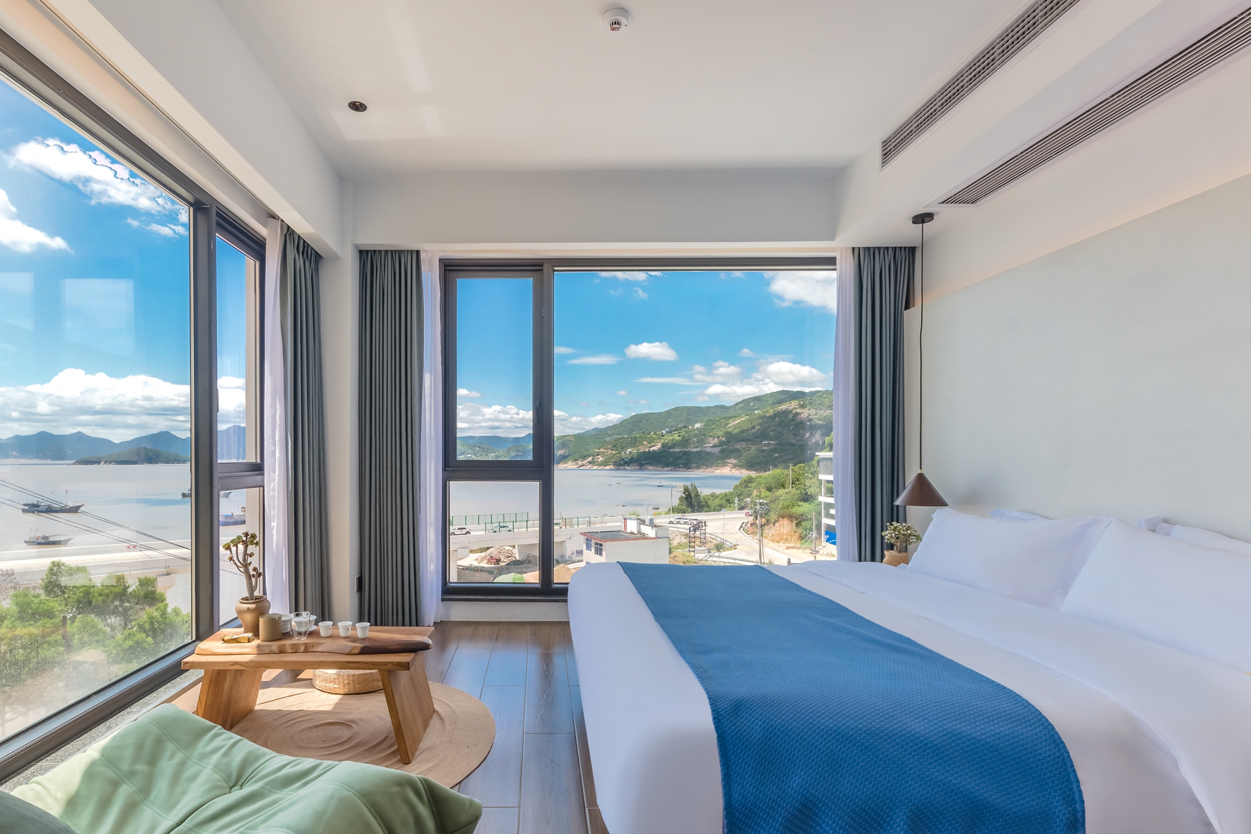 觀瀾-270°海景雙采大床房（雙采海景+舒適床墊+智能馬桶+茶具+乾濕分離）