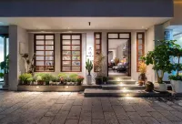Zhenyuan · Not Late Romantic Panoramic Private Soup Designer Vacation Homestay Hotel di 