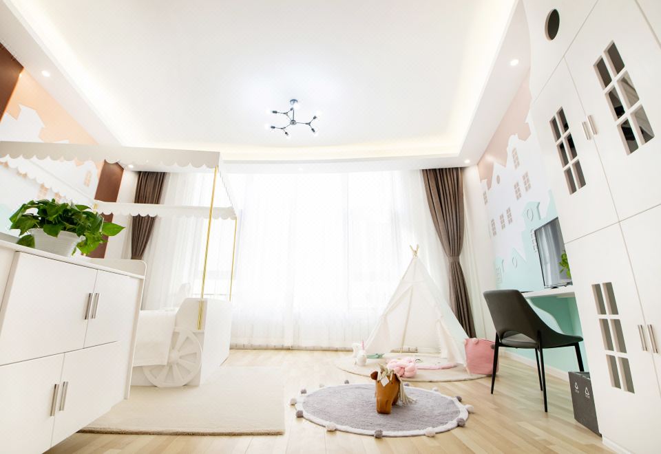 Beijing Placid Lake Resort HotelThemed Room - City-View