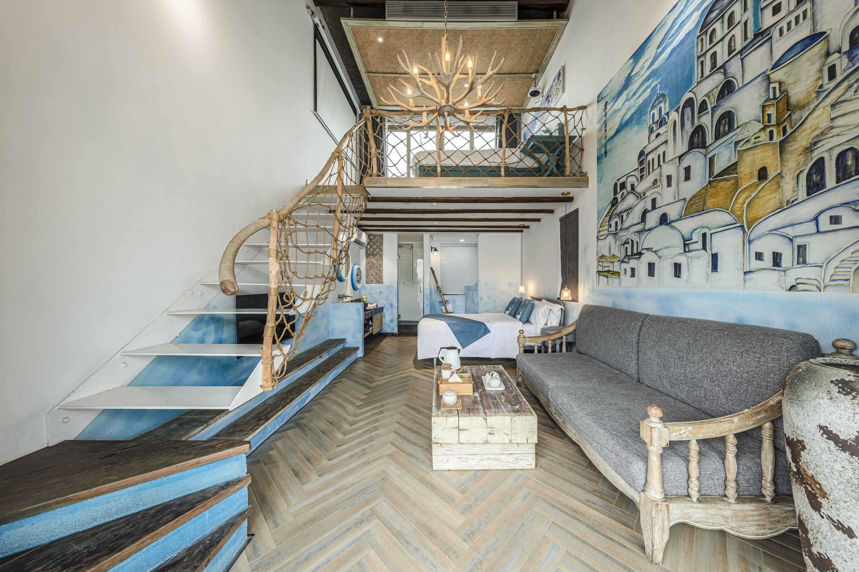 圣托里尼露台复式亲子套房