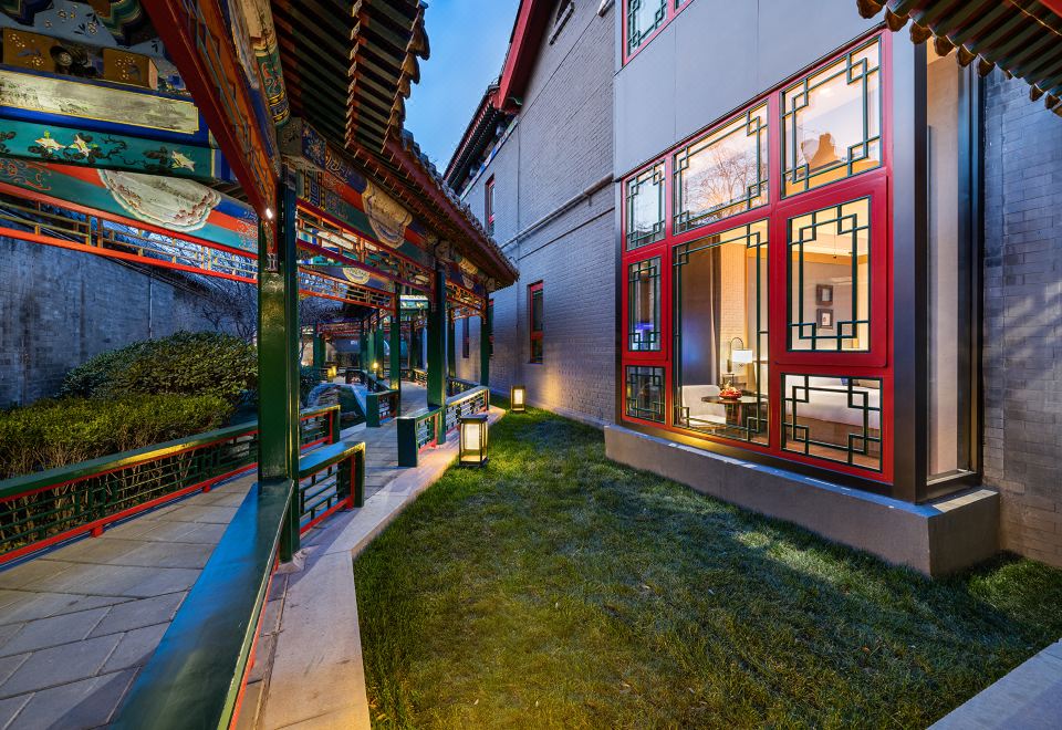 四合院-漫心套房（180°觀景落地窗+臥賞游廊）