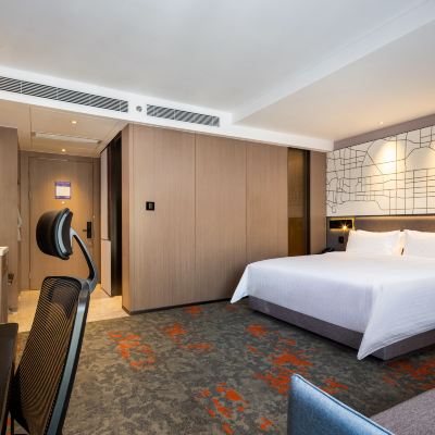 豪華商務大床房 深圳東門希爾頓歡朋飯店優惠