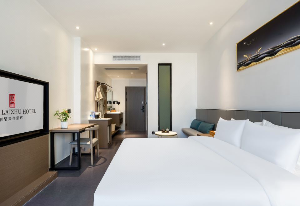Elegant Panoramic Double Room