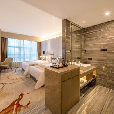 晨曦夕陽豪華雙床房 清遠遠光雅閣飯店（清新古龍峽店）優惠