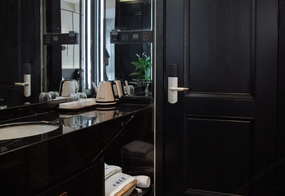 Xi Lan Sunshine Family Room (Smart)