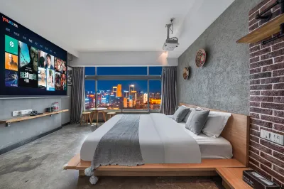 Xunmeng Theme Hotel (Jiefangbei Area/Hong Ya Dong) Hotels in 