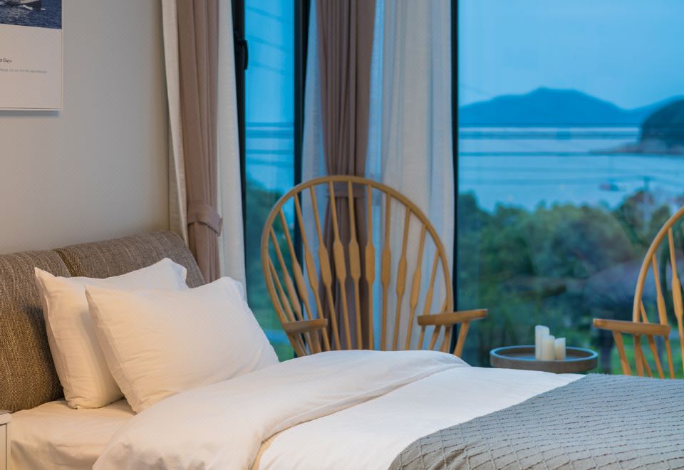 European-Style Room - Sea-View (2 beds)