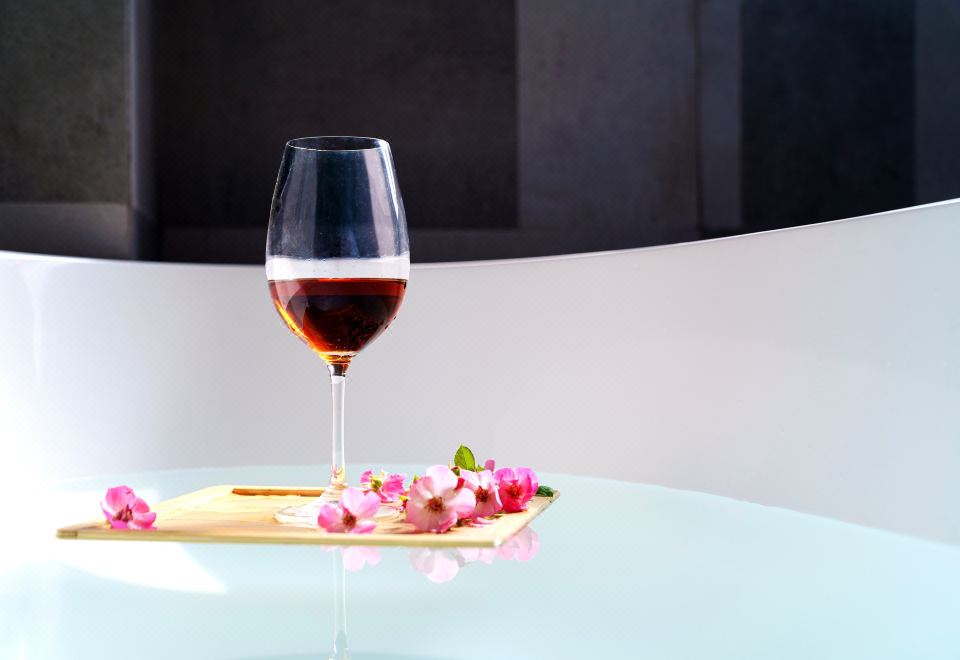 中山·私享阳台园景套房|深泡浴缸+智能马桶+茶台茶具