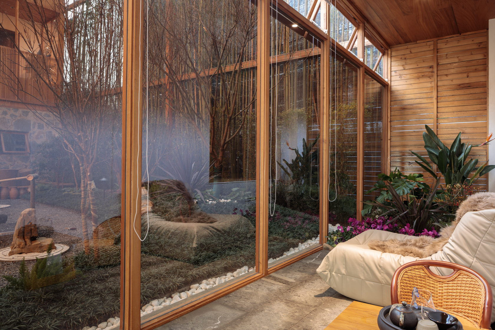 景天庭院豪华大床房