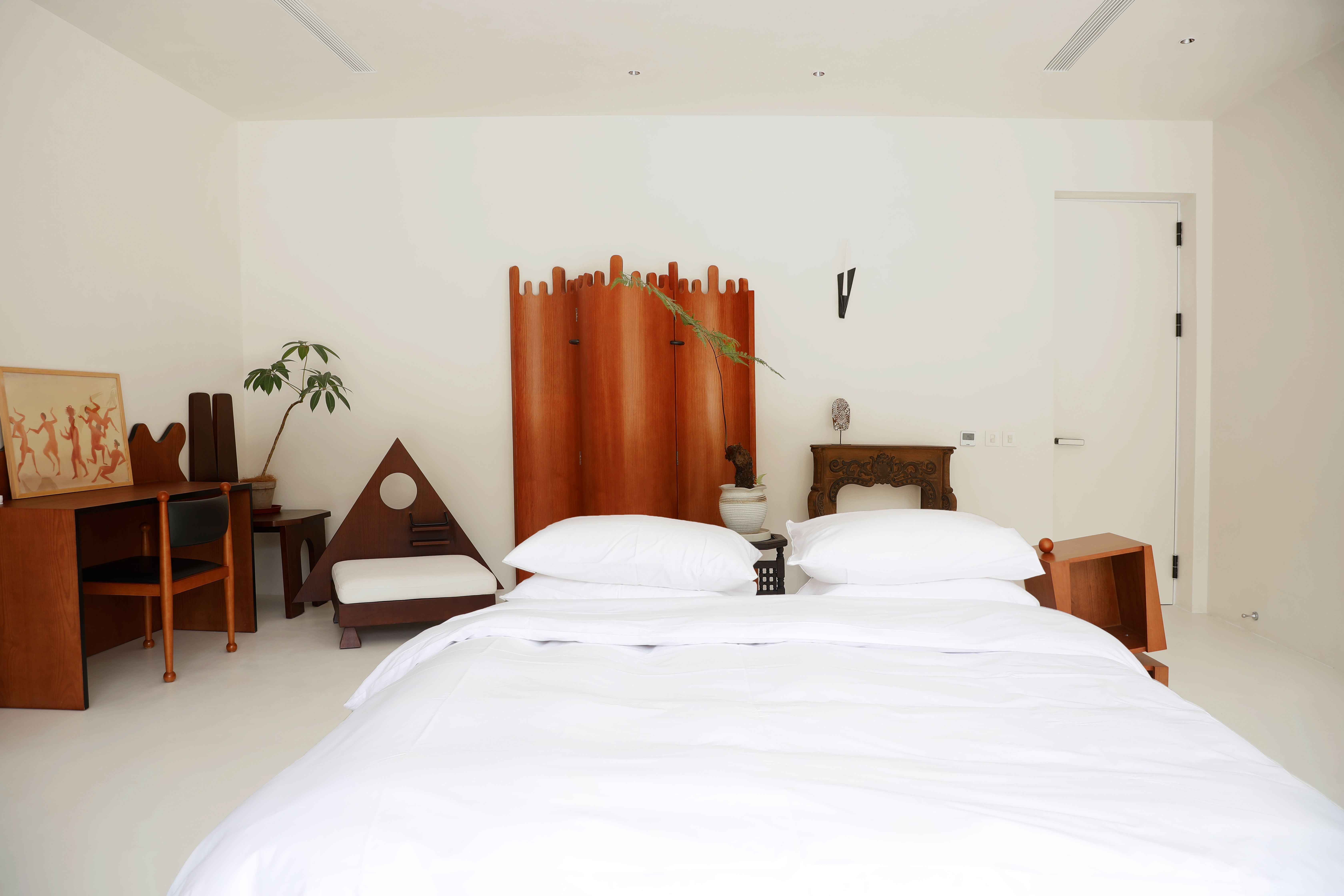 晚安，本杰明丨浴缸大床房（全屋进口微水泥，科勒衞浴，金可儿床垫，网红冰箱）