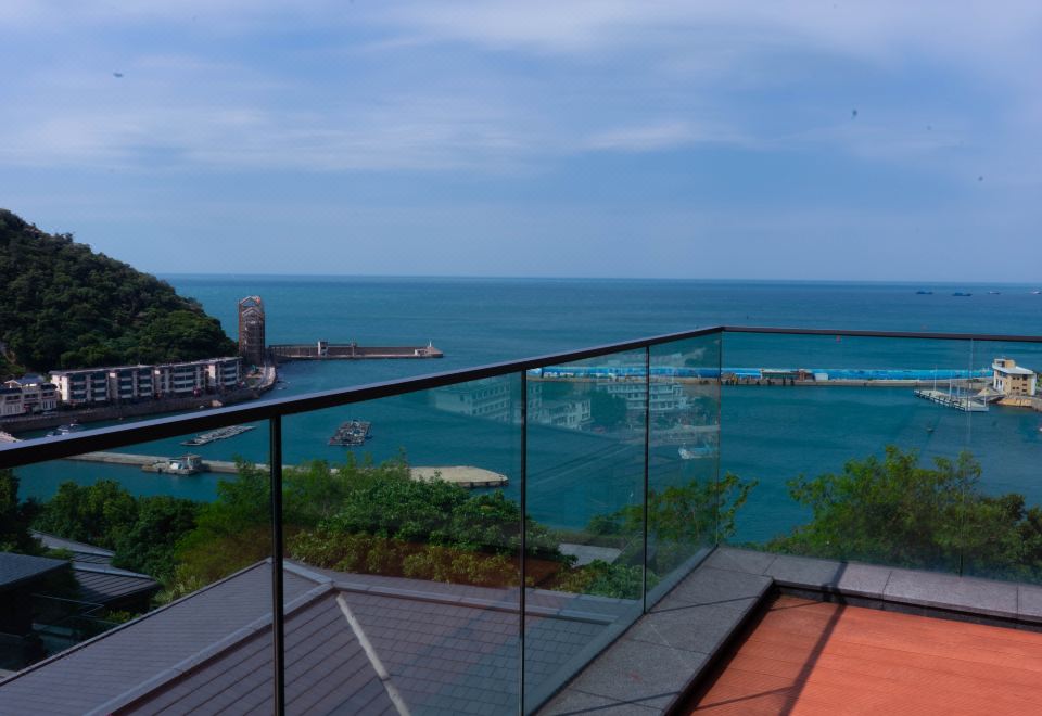 靜曦海景大床房