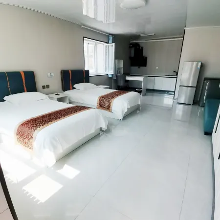 Pengxuange Homestay Отели в г. Хума