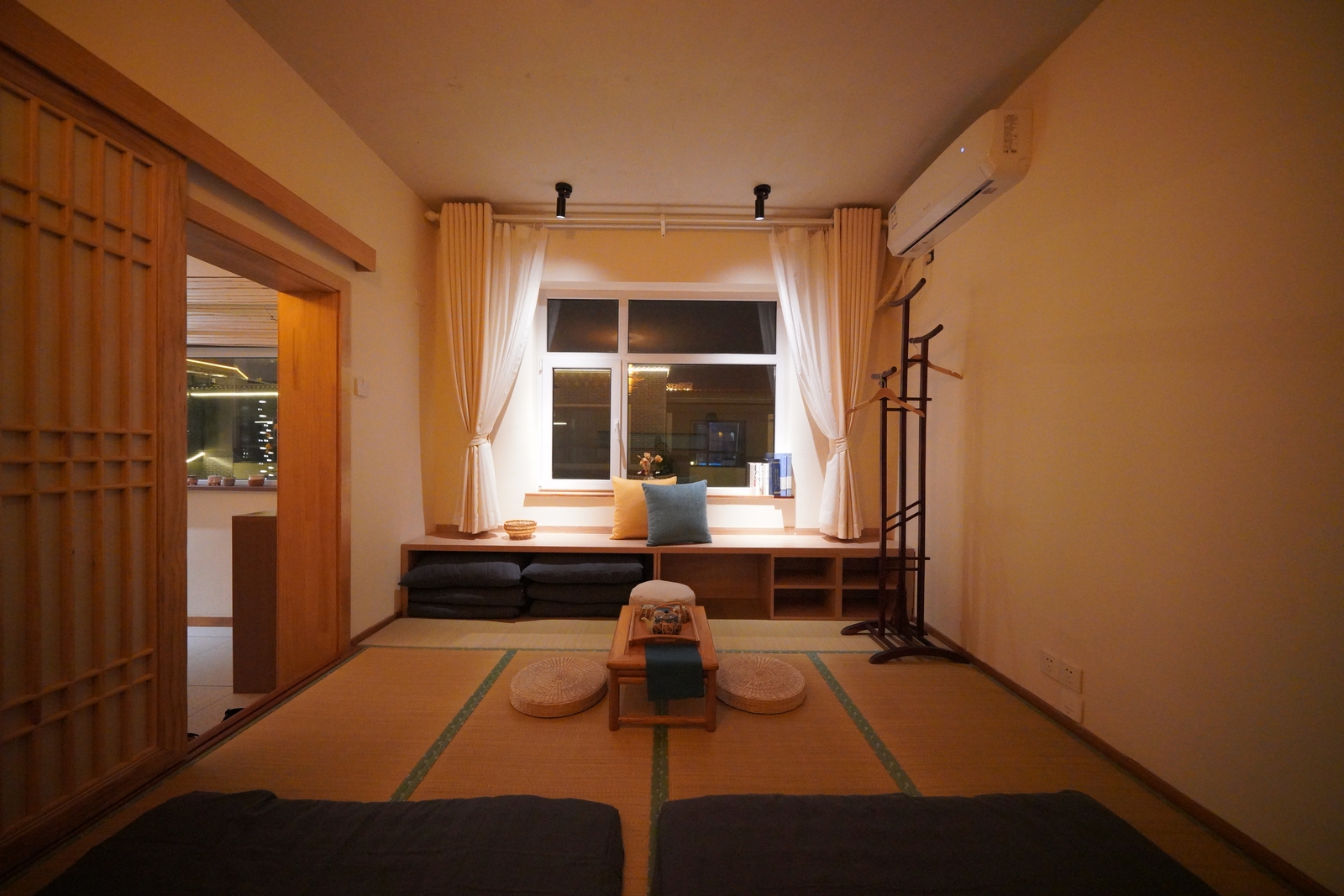 Featured Room (Tatami)