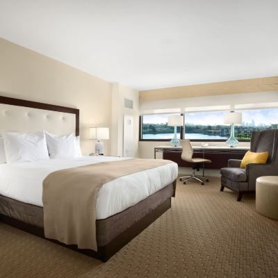 King Lagoon View Room Hilton Miami Airport Blue Lagoon Promo Code