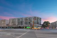 Xiyue Smart Hotel (Yuechi Railway Station Power Century City)