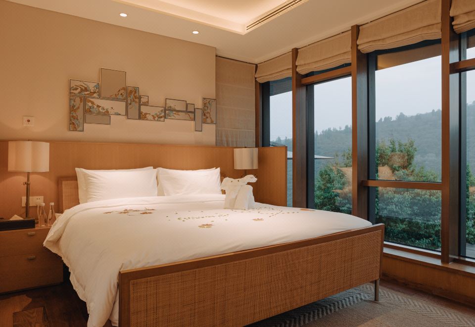 Naked ValleyFamily Cliffside Villa - 2+1 Bedroom