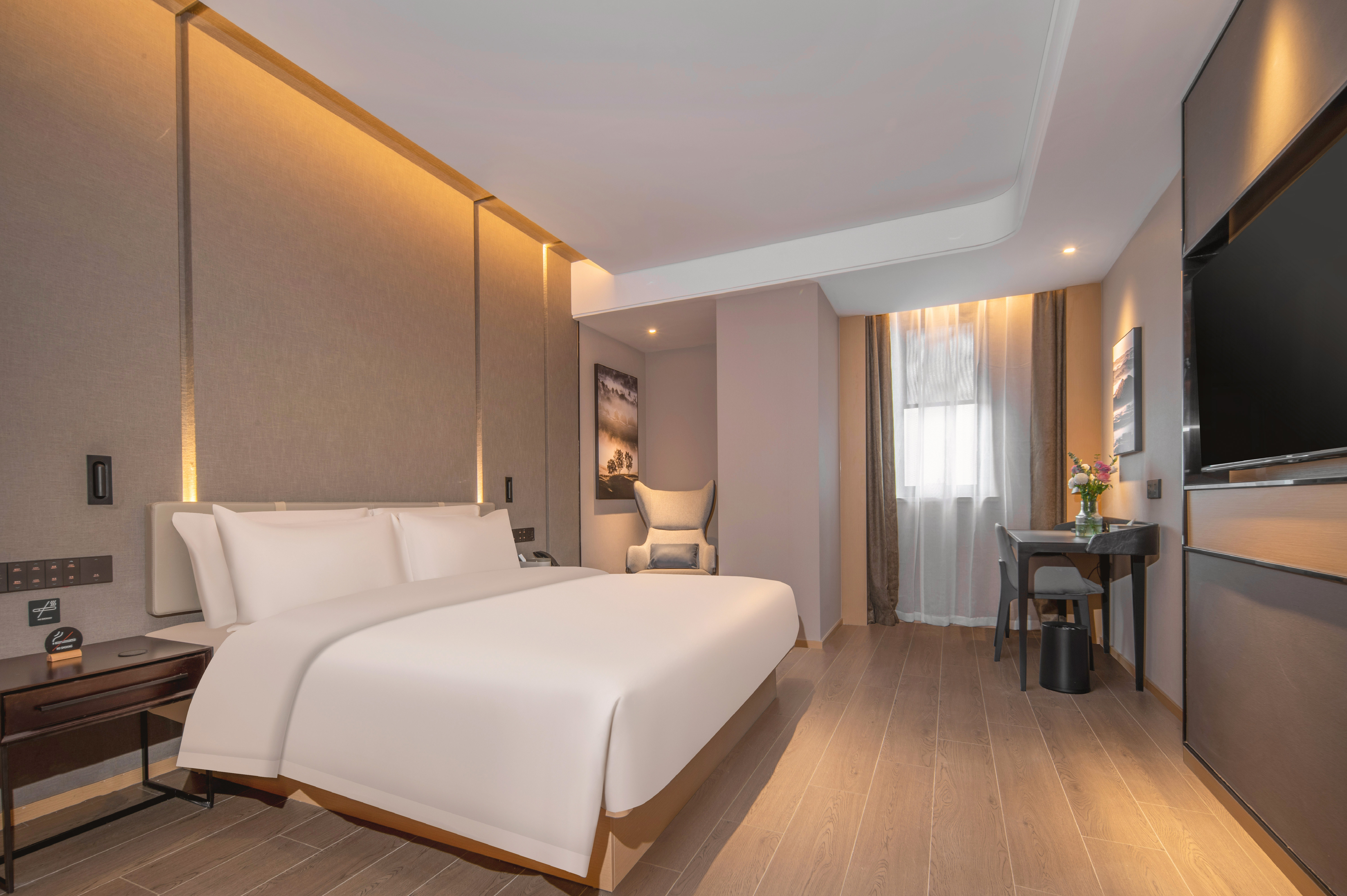 雅致大床房（恒溫馬桶+手機投屏）