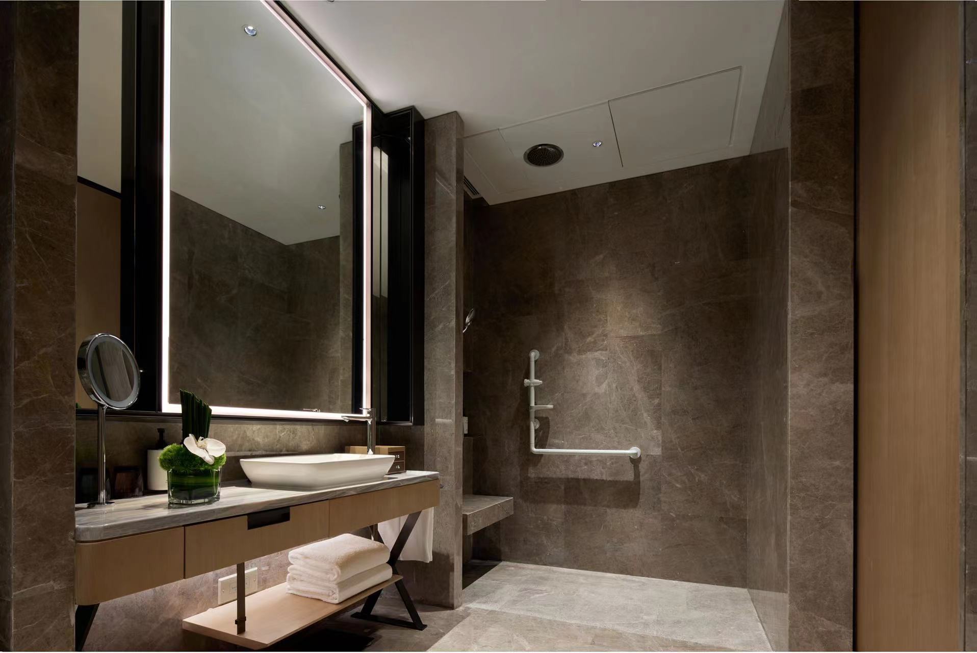 豪华房 大床 无障碍