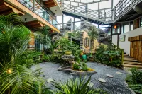 Lijiang LiuLigong 360 degrees Hot Spring Hotel Hoteles en 