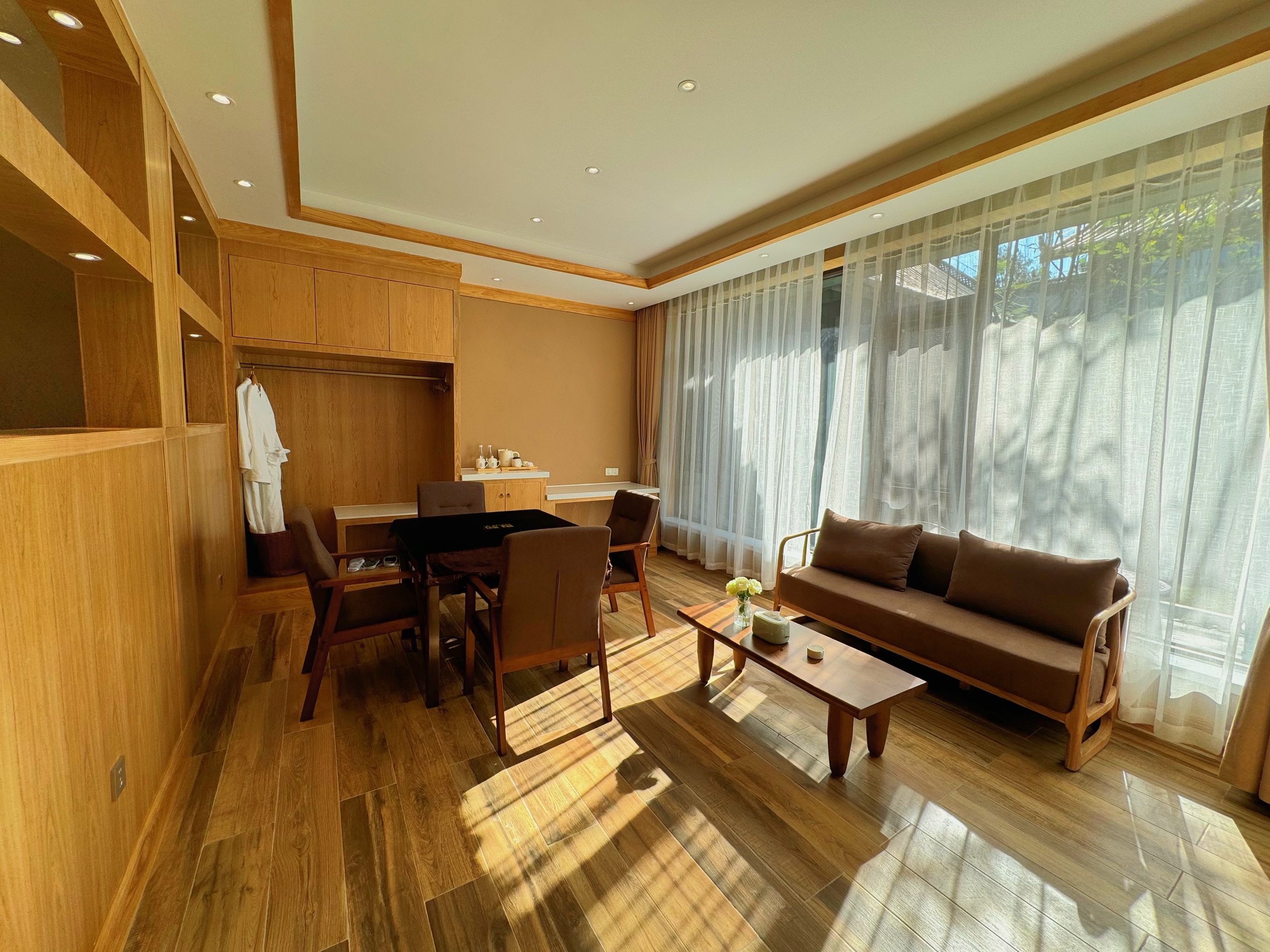 尊享花园行政套标间