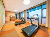 Orange Hotel (Anshun Huangguoshu Scenic Area Longgong Road Branch) فنادق في جَن نينغ