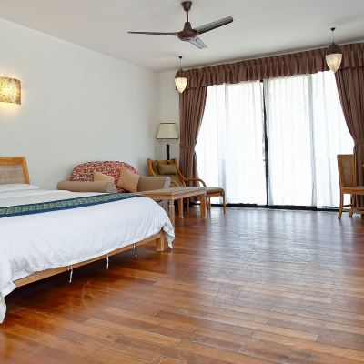 Deluxe Room with Boat Transfer Kupon Sutera @ Mantanani Island Resort & SPA