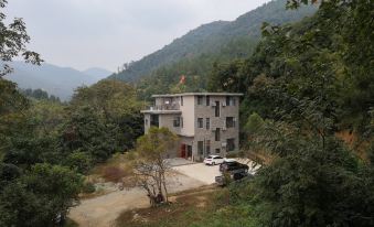 Xingfu Hostel