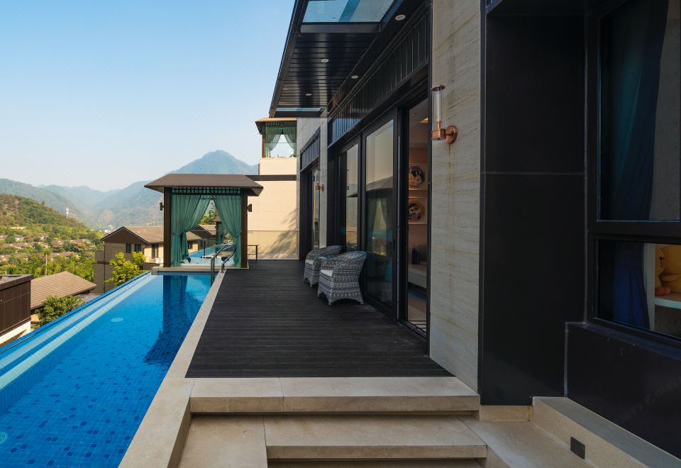 Conny's Home Three-Bedroom Townhouse
