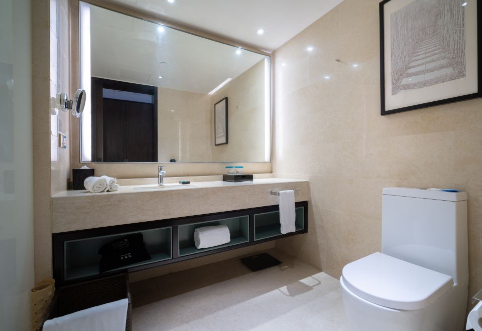 古镇景观双床房（带阳台）