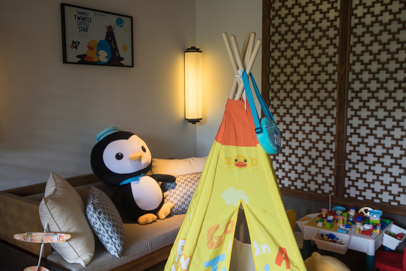 酷盼小黄鸭亲子房丨萌娃帐篷