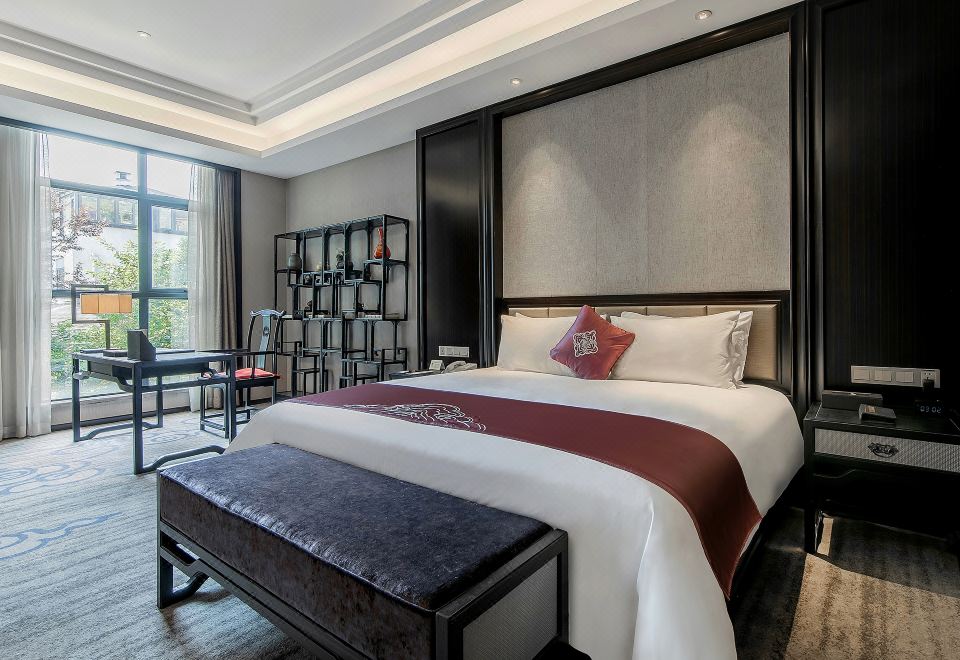 Angel Garden Resort HotelDeluxe Garden-view Suite