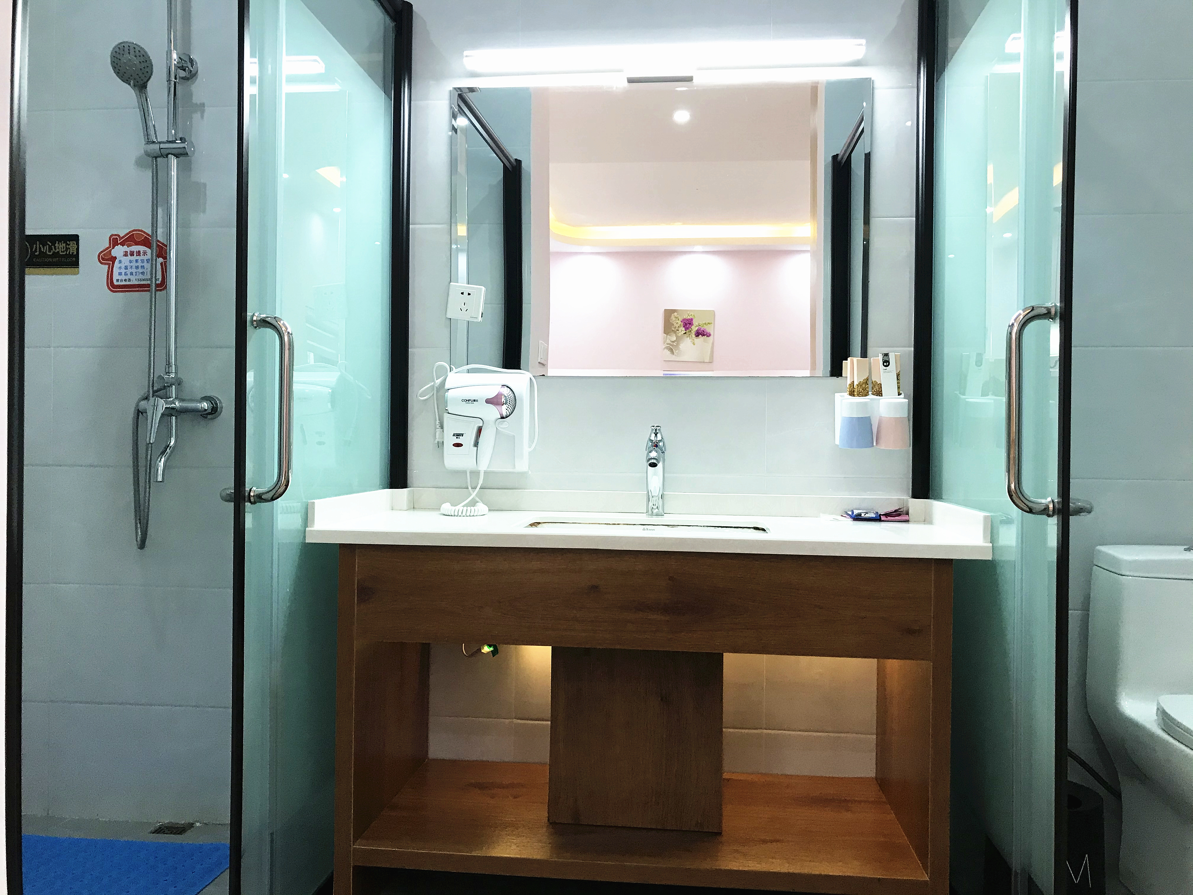 舒適四人間（204）