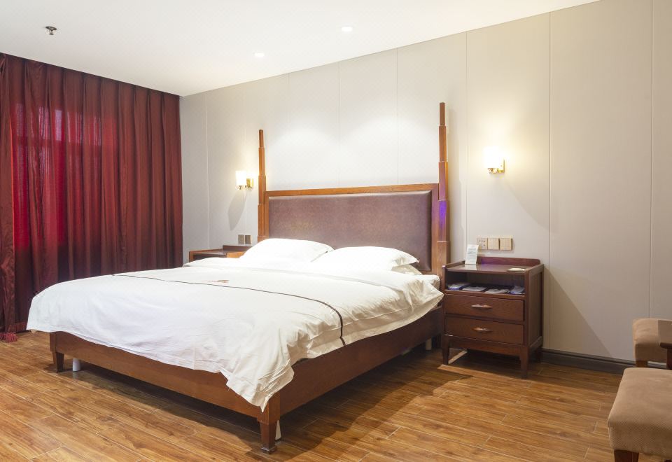 Guangxing HotelBusiness Room - Street-View (Double Bed)