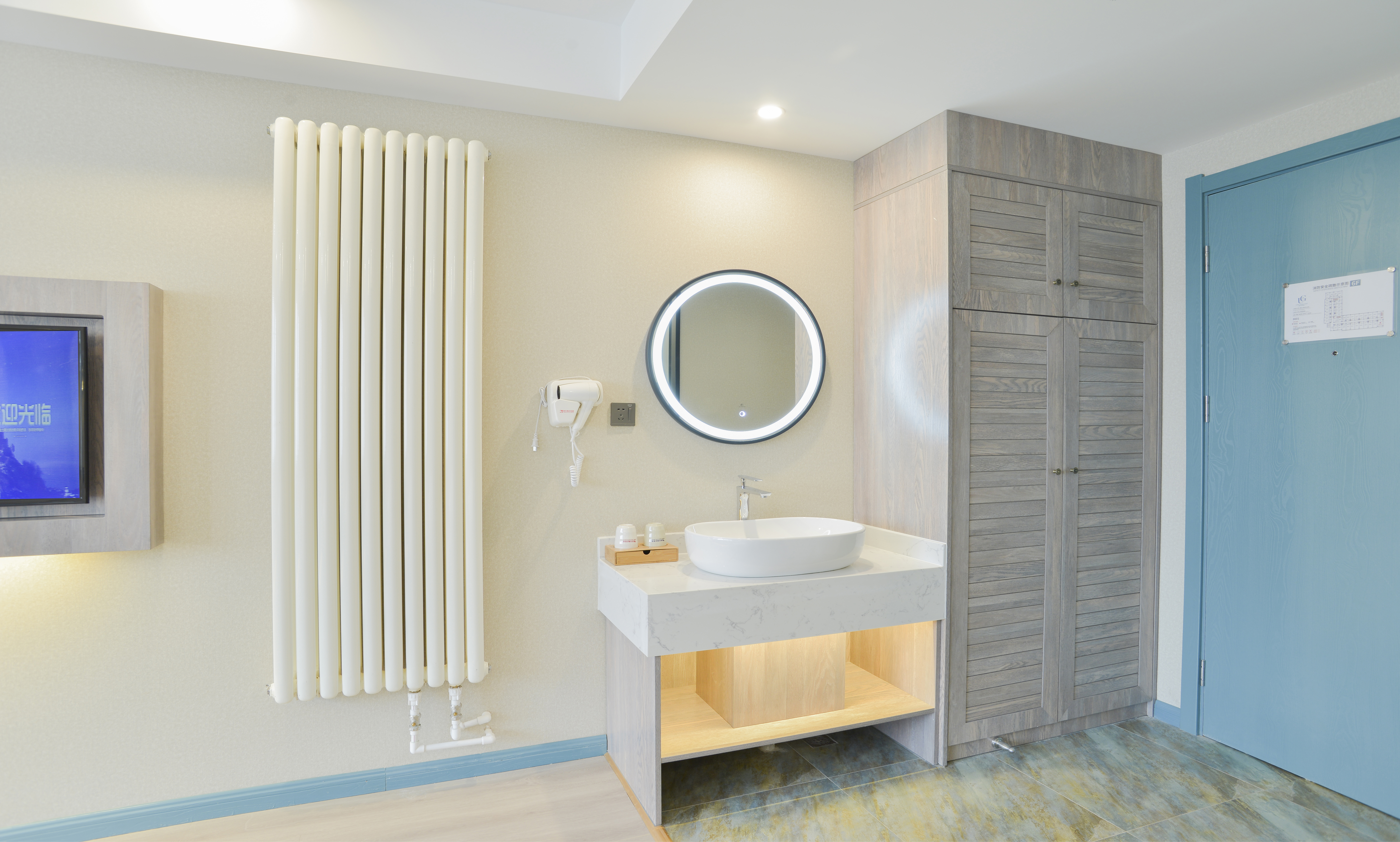 花园尊享大床房