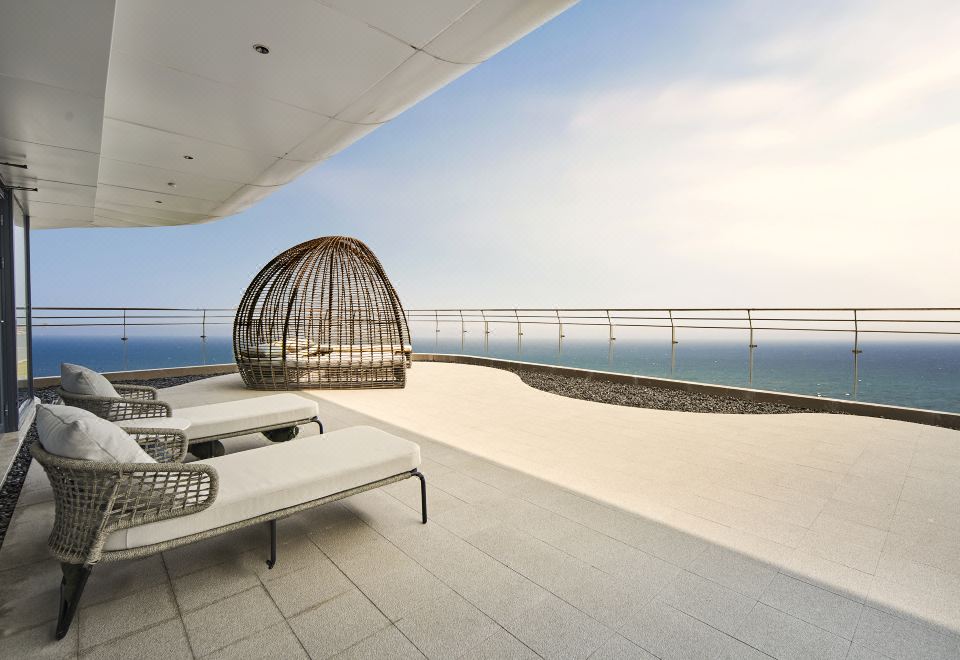 探海海景套房【面朝大海的露臺】