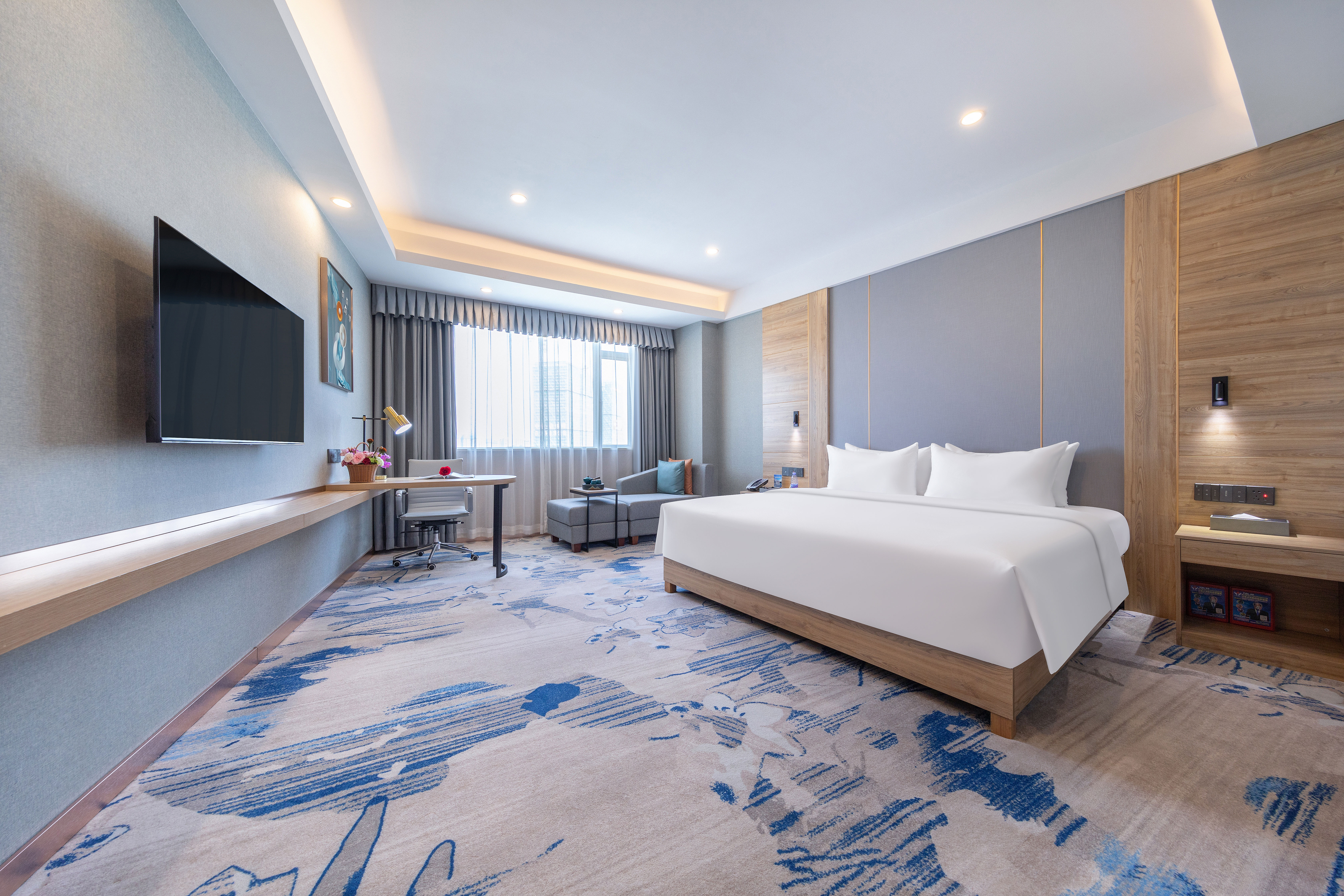 Zhuhai Huafeng Hotel (Huafa Commercial City Wanxuehui Branch)豪华大床房丨投屏电视丨澳洲羽丝棉安睡枕丨极速网络