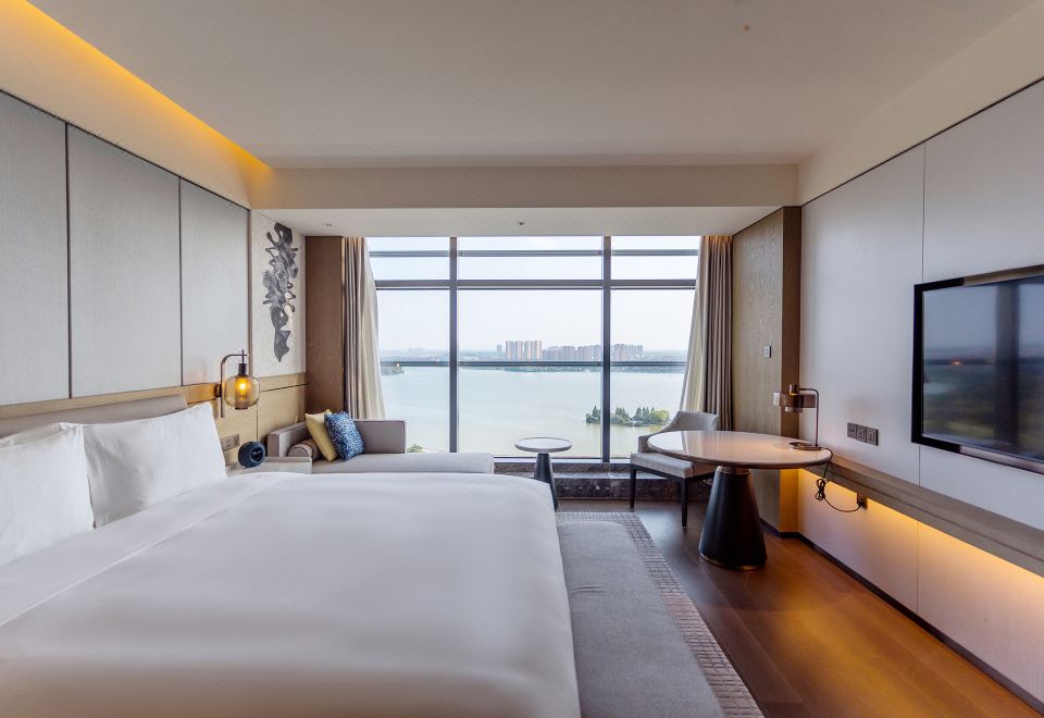 Cordis, XuzhouExecutive Lake-view Double Room