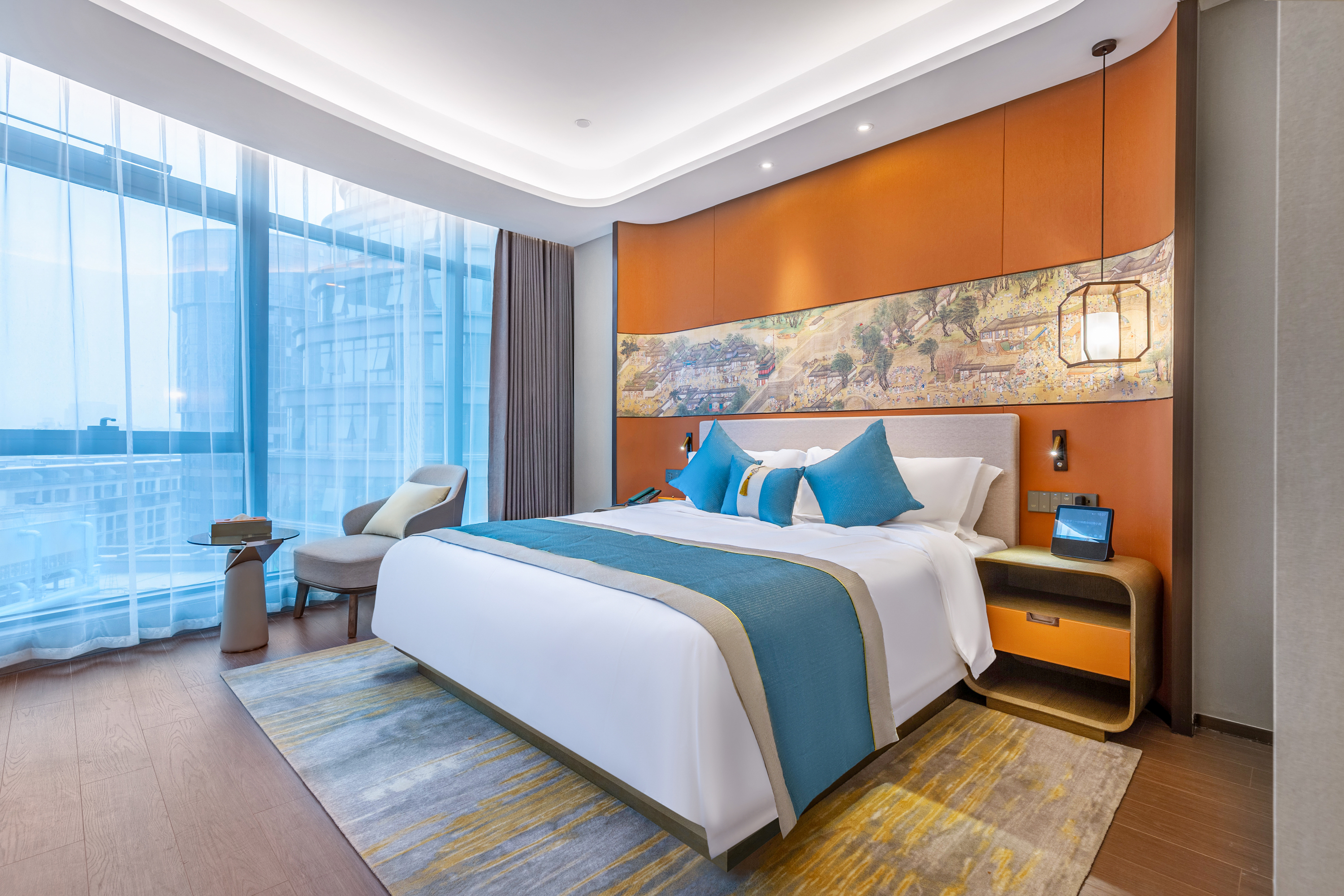 高级大床安睡房（小度客控+圆形浴缸+智能恒温马桶）