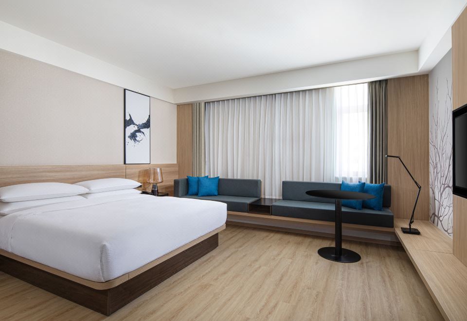 Fairfield by Marriott Shanghai Pudong CentralBusiness Queen Room