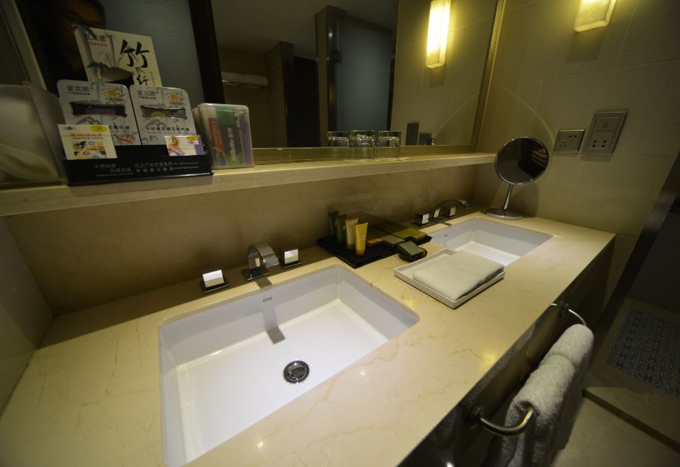 鸟巢观景标准房B