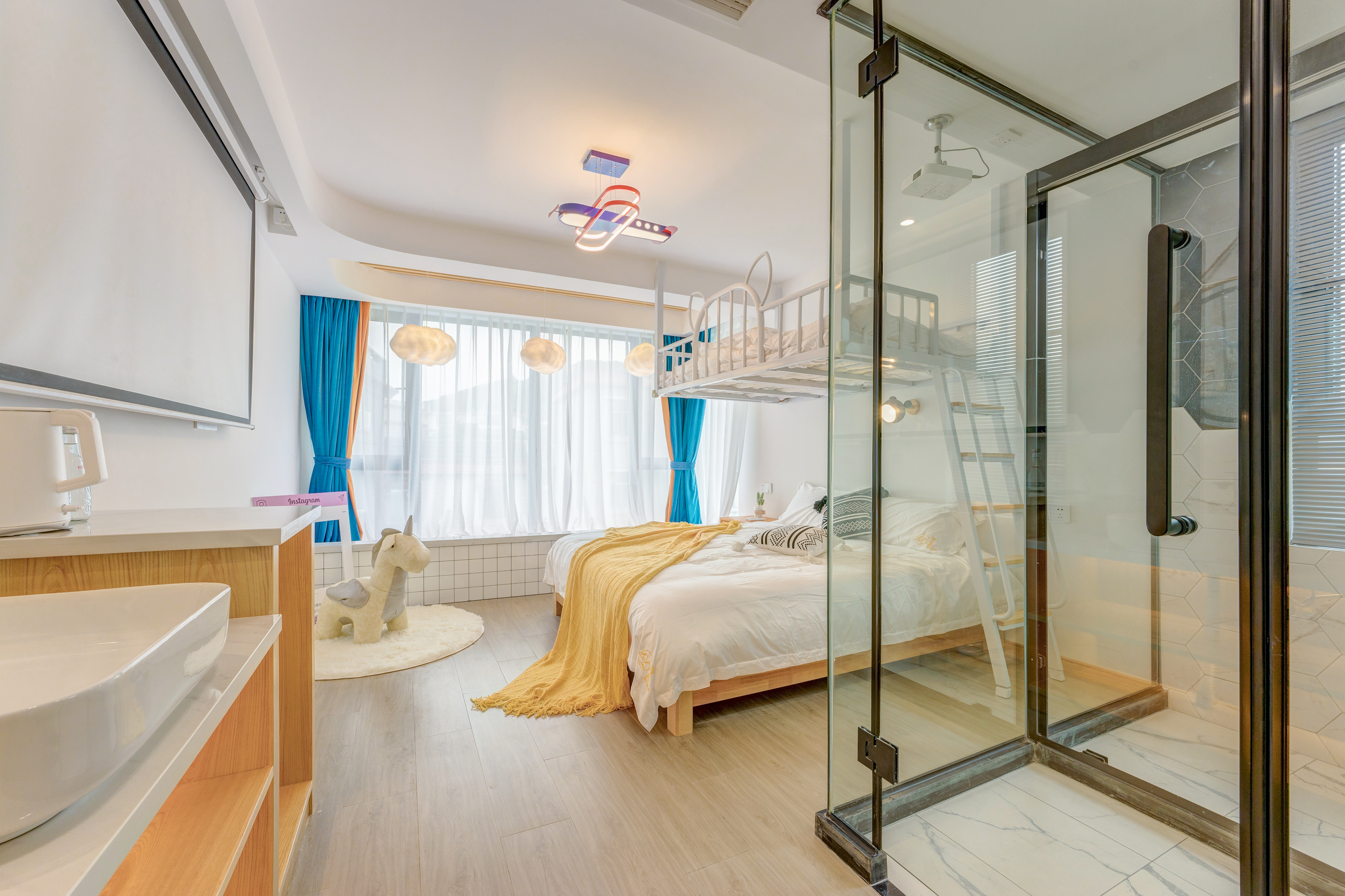 糖罐-波波球亲子房