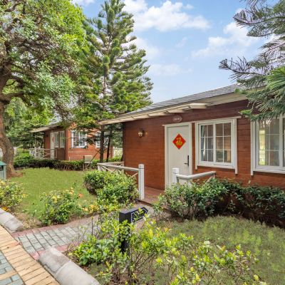 湖景特色大床套房 迪茵湖湖畔度假小木屋優惠