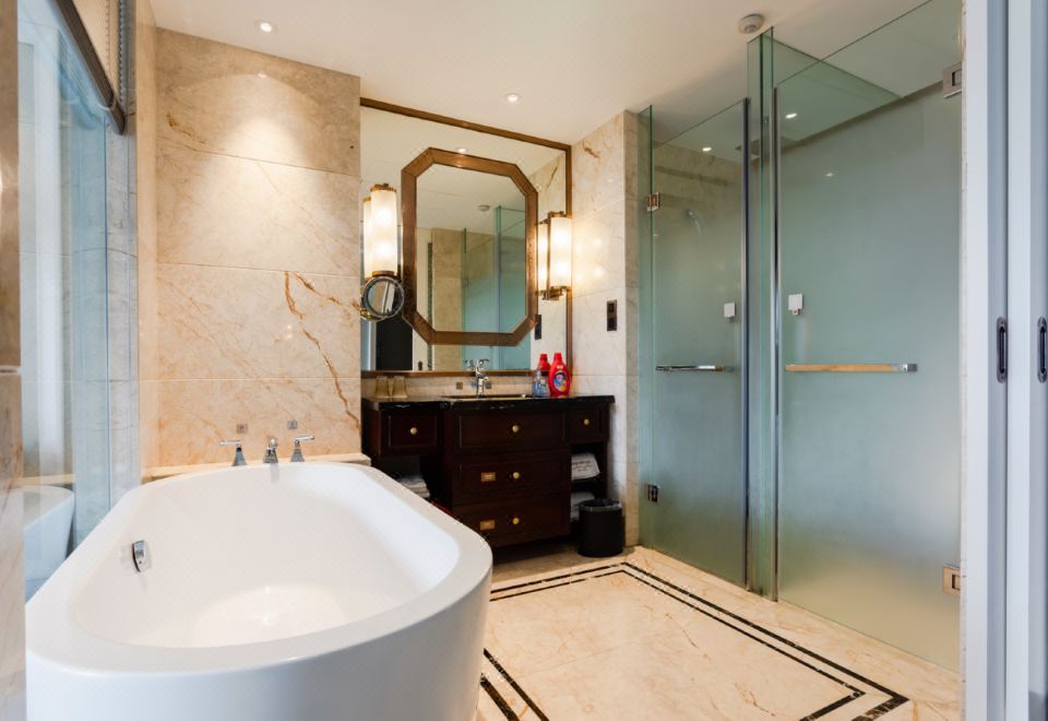 江景豪华大床房