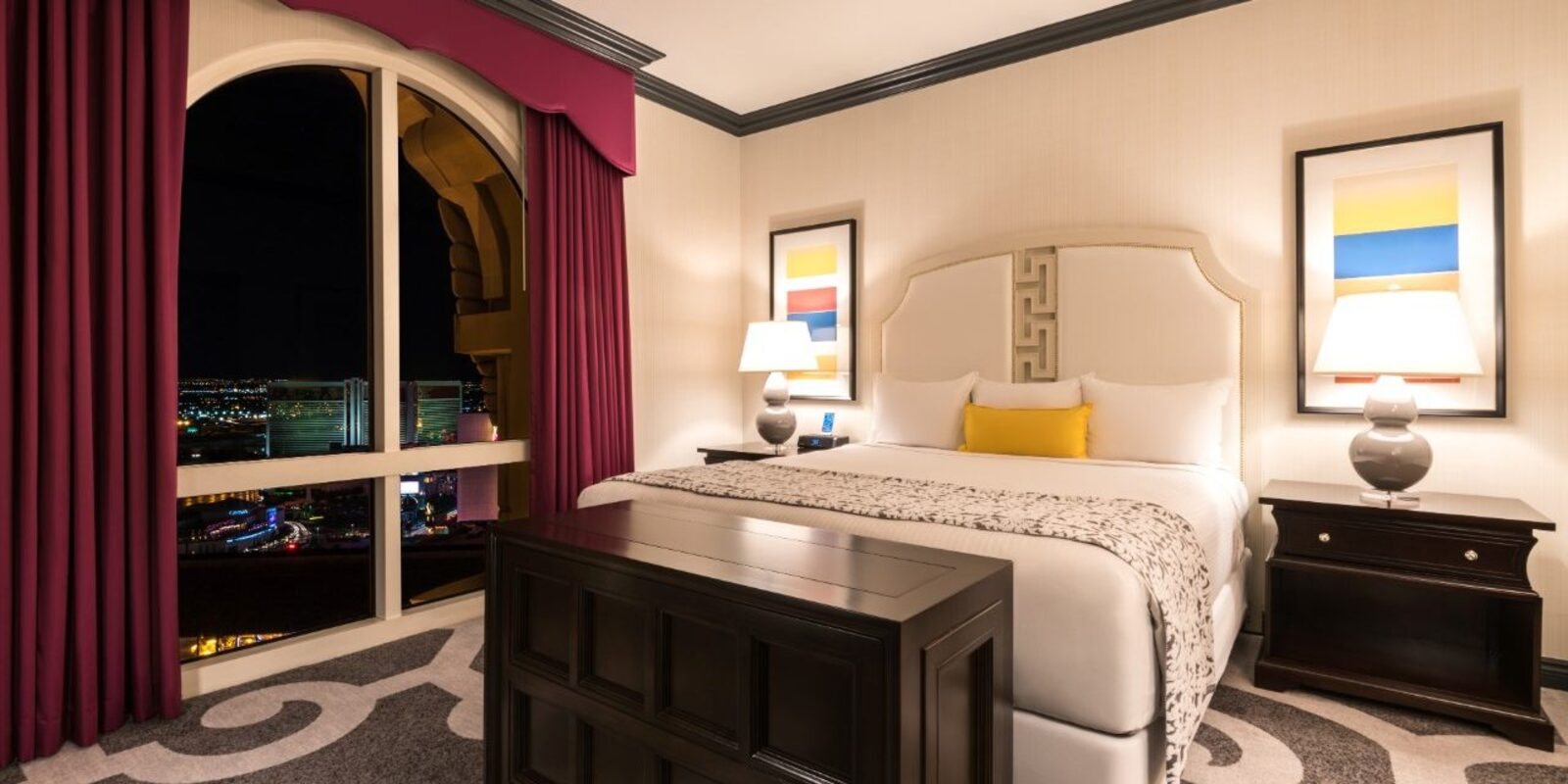 Paris, Las Vegas – Premium King Room with Eiffel/Fountain View