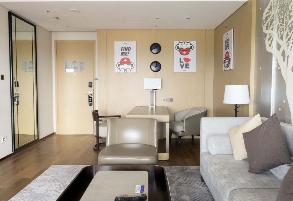 Sheraton Yunfu Xinxing HotelTeddy's Treasure Collection Suite