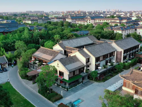 Blossom House Yangzhou Lakeside