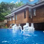 Emeishan Grand Hotel (Emeishan Scenic Area Baoguo Temple)