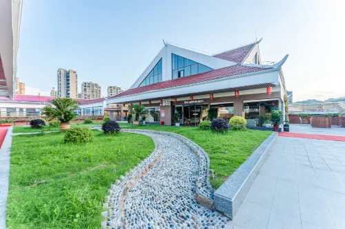 Yushui Langqiao Hotel