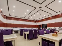 Xingyi Baximan Hotel (Xingyi Minzu Normal University) Hotels in Xingyi