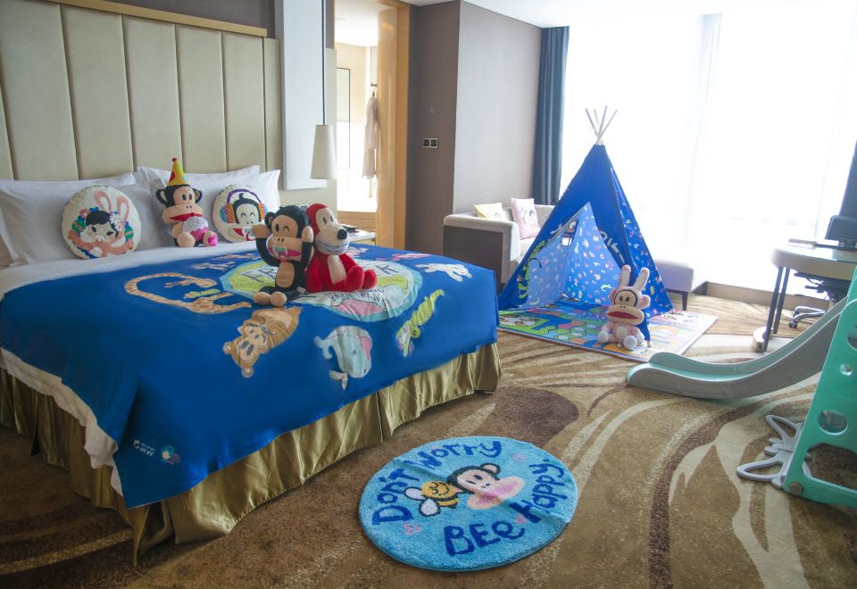 大嘴猴主題親子房